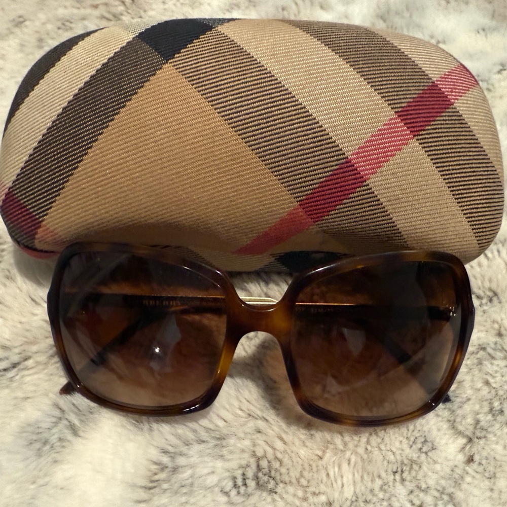 Burberry Brown Tortoiseshell Sunglasses